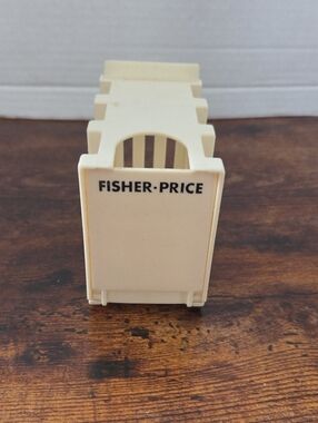 This is a vintage 1975 Fisher-Price Adventure People Safari Animal Cage